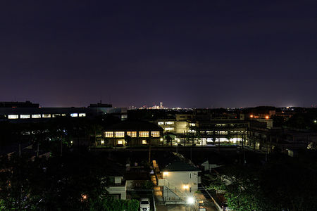 ランドマークタワー方面の夜景