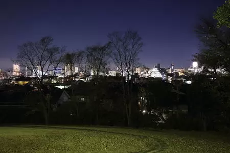 小山台遺跡公園の夜景
