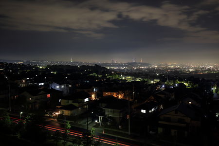 仙台市内の電波塔を中心とした夜景