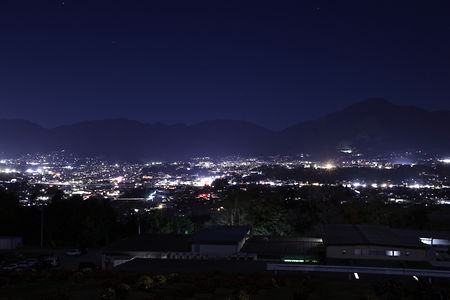 飯田市内中心部の夜景を望む